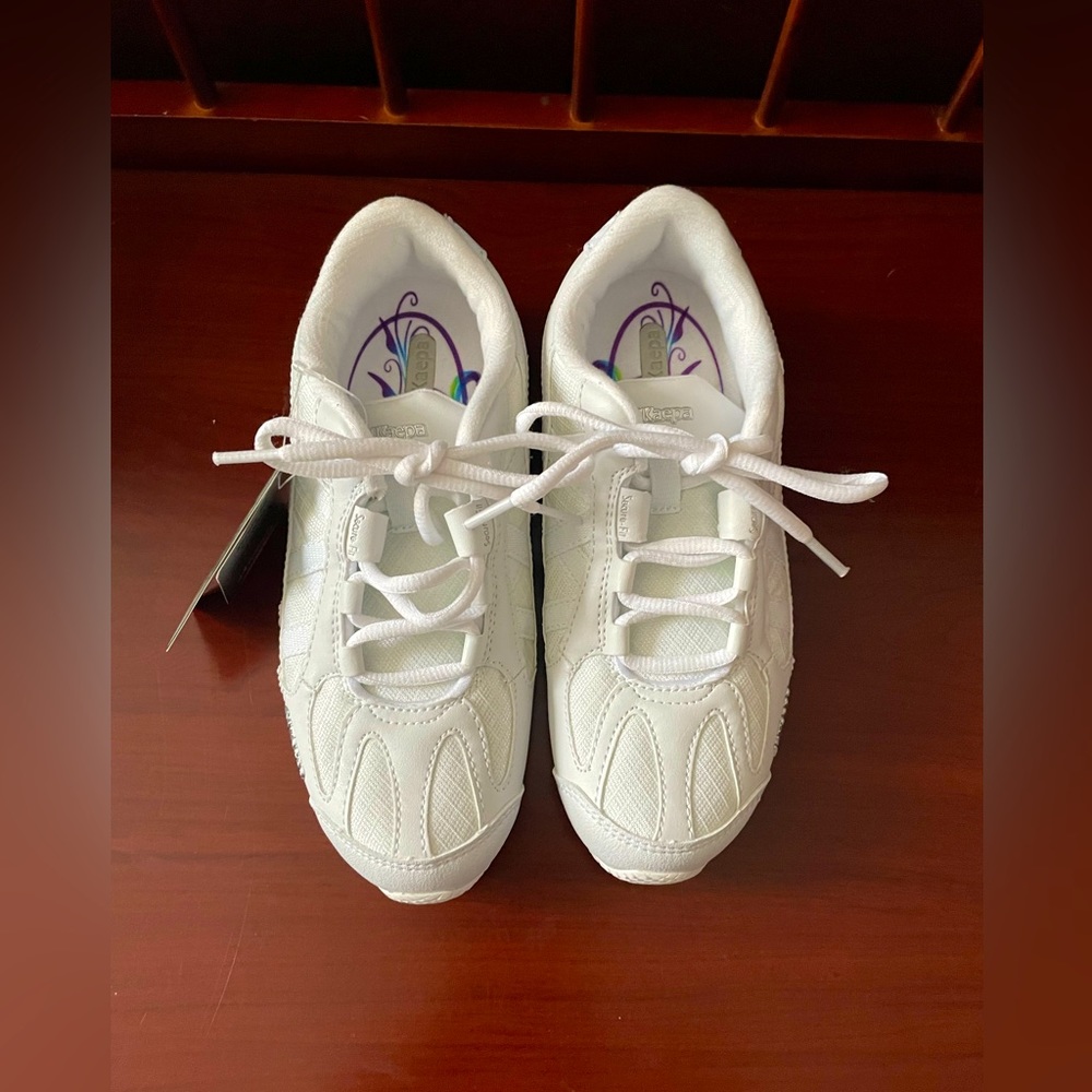 NWT Kaepa Stellarlyte Cheer Shoes White Size 4.0 Dance Cheerleader